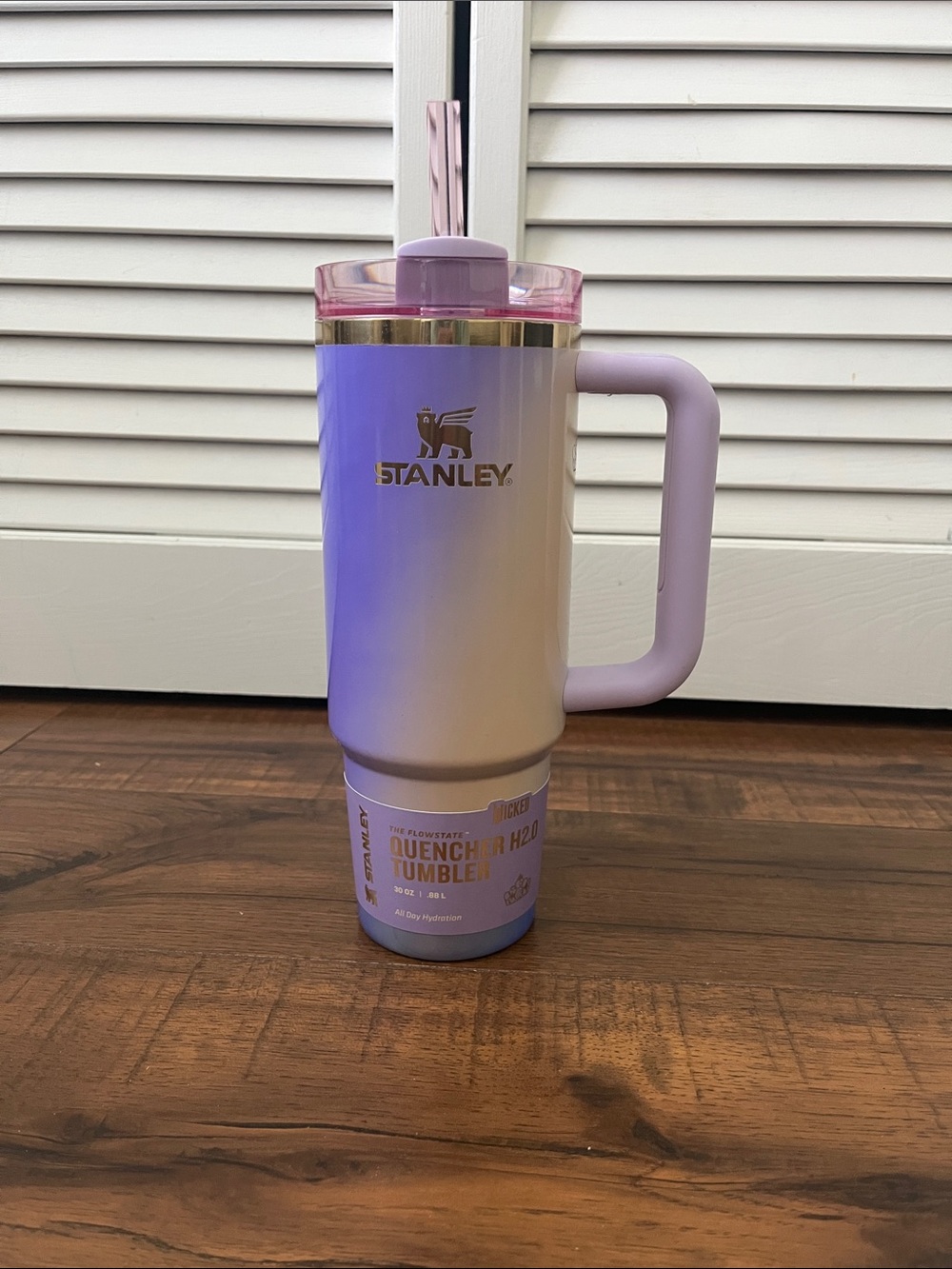 BRAND NEW (NWT) “Glinda For Good” 30 oz Stanley Quencher H2.0 Flowstate